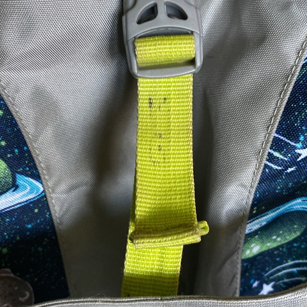 L.L. Bean Backpack - Picture 2 of 4